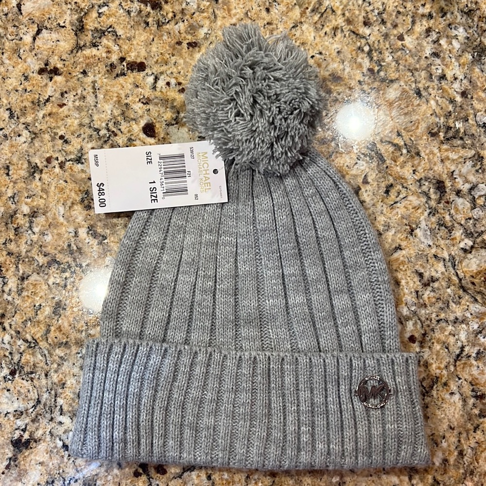 Michael kors hat